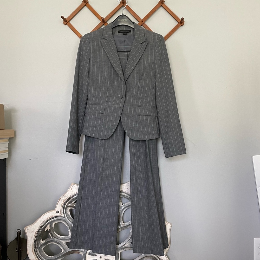Express Grey Pinstripe Pant Suit Set